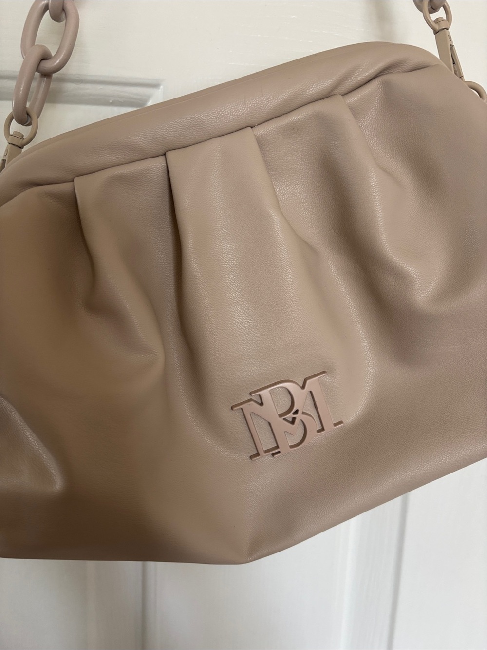 Badgley Mischka Brown Leather Shoulder Bag with Chain Strap